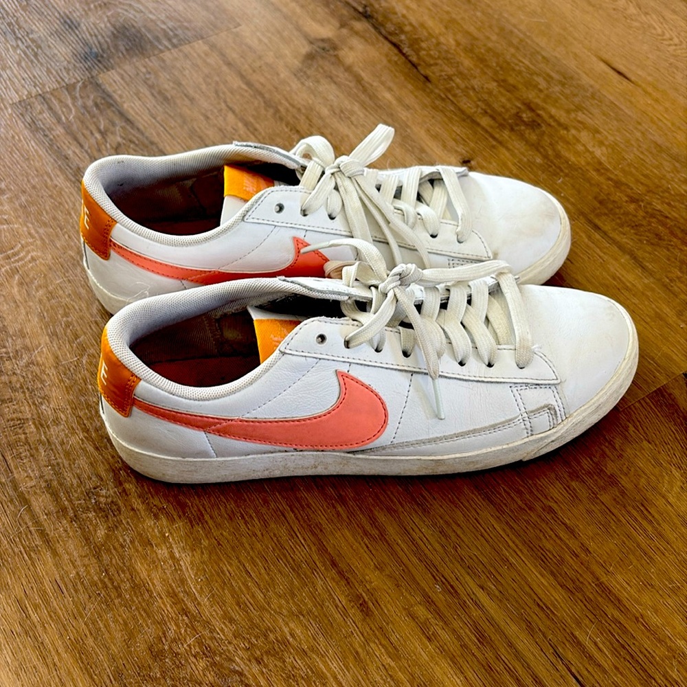 Nike shoes